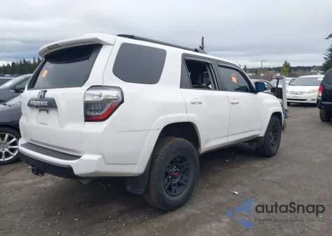 2020 Toyota 4Runner Trd Off Road Premium из США, поврежденный, VIN JTEBU5JR9L5801987